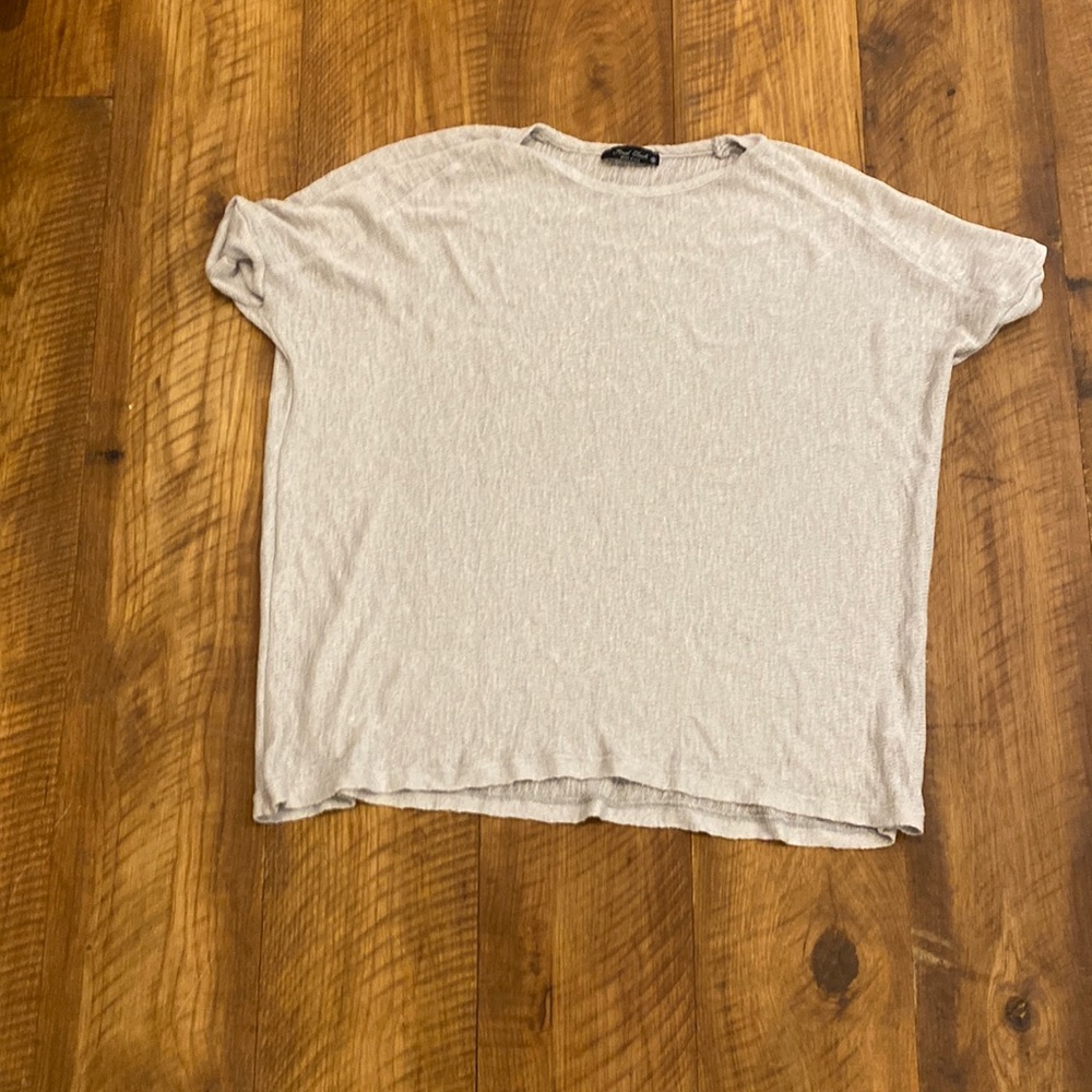 Classy, mesh type cotton shirt.